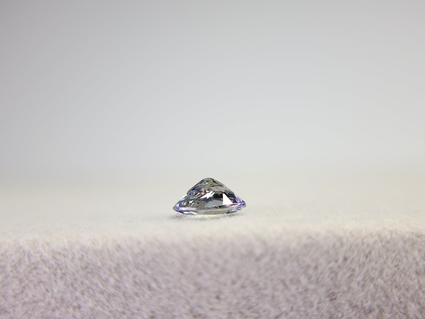 0654-5-1 ゾイサイト 0.32ct