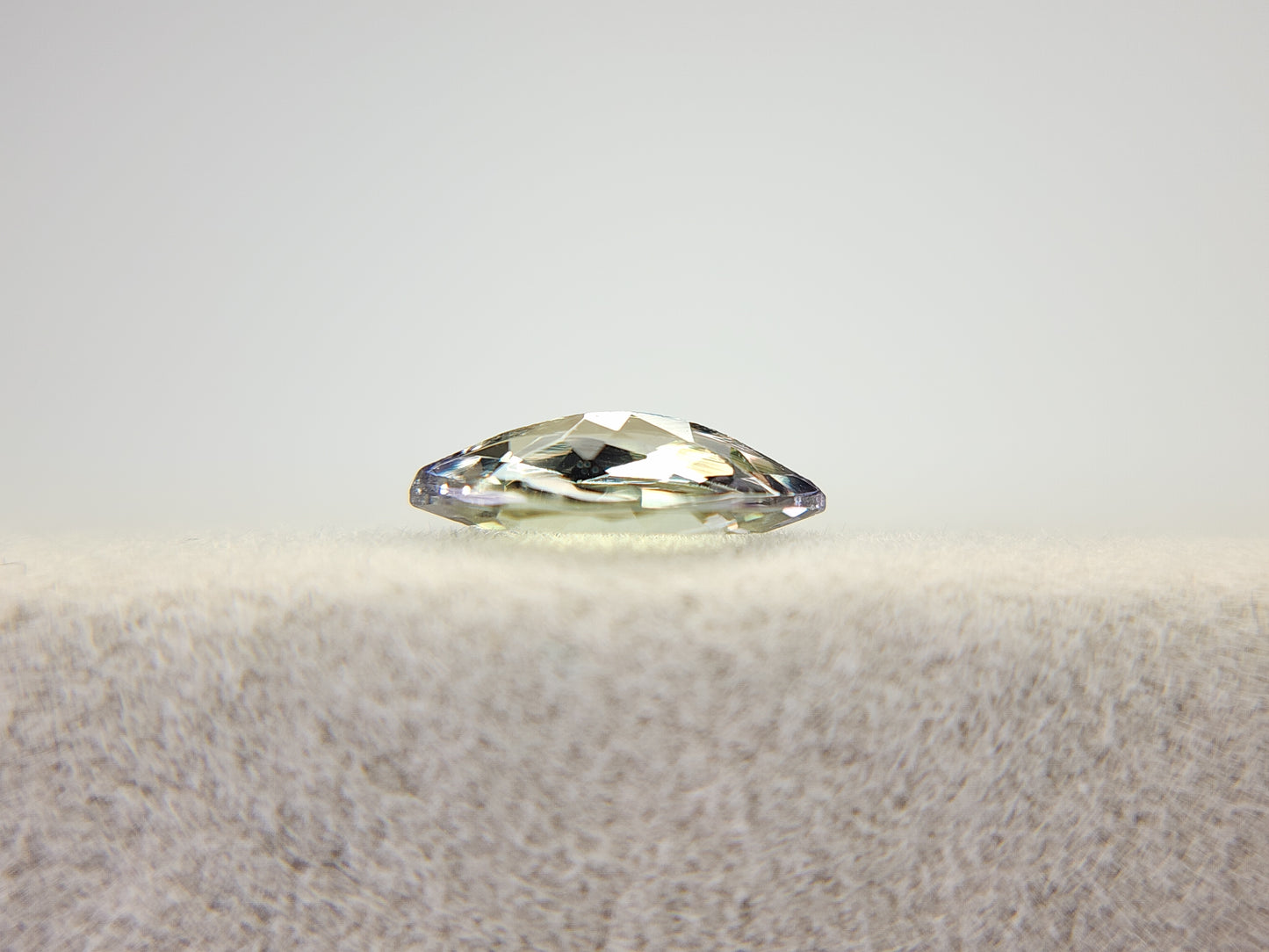 0653-3 ゾイサイト 0.49ct