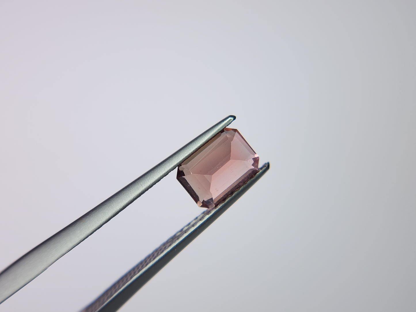 0151-2-12 バイカラーアンデシン 1.15ct