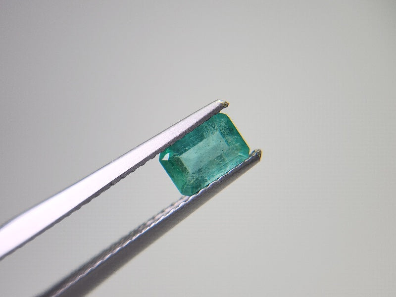 0936-11 エメラルド(ザンビア産) 0.60ct