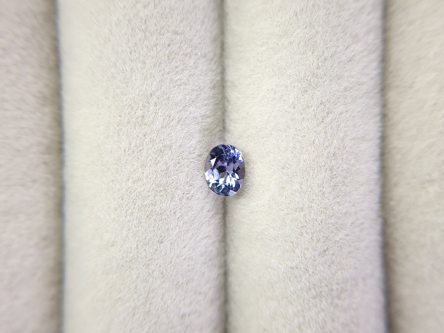 0654-7-1 ゾイサイト 0.43ct