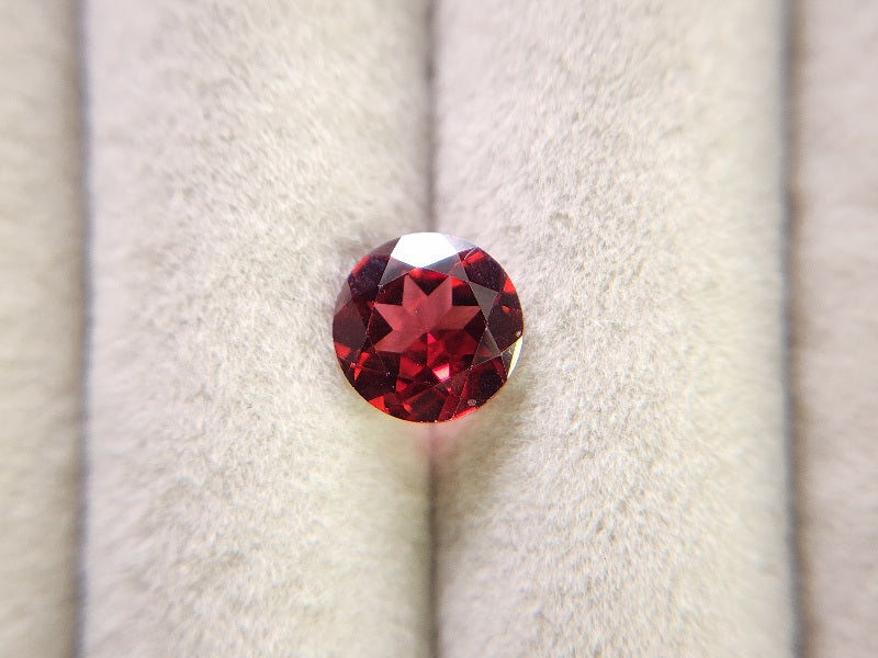 0910-5-5 ガーネット 2.19ct