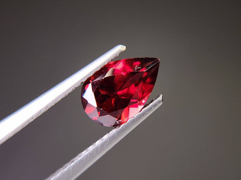 0910-3-11 ガーネット 1.64ct