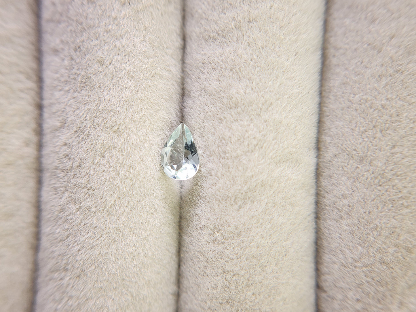 0878-2-8 グリーンベリル 0.33ct