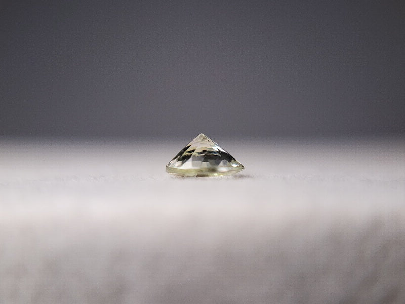 0657-17-1 ゾイサイト 0.42ct