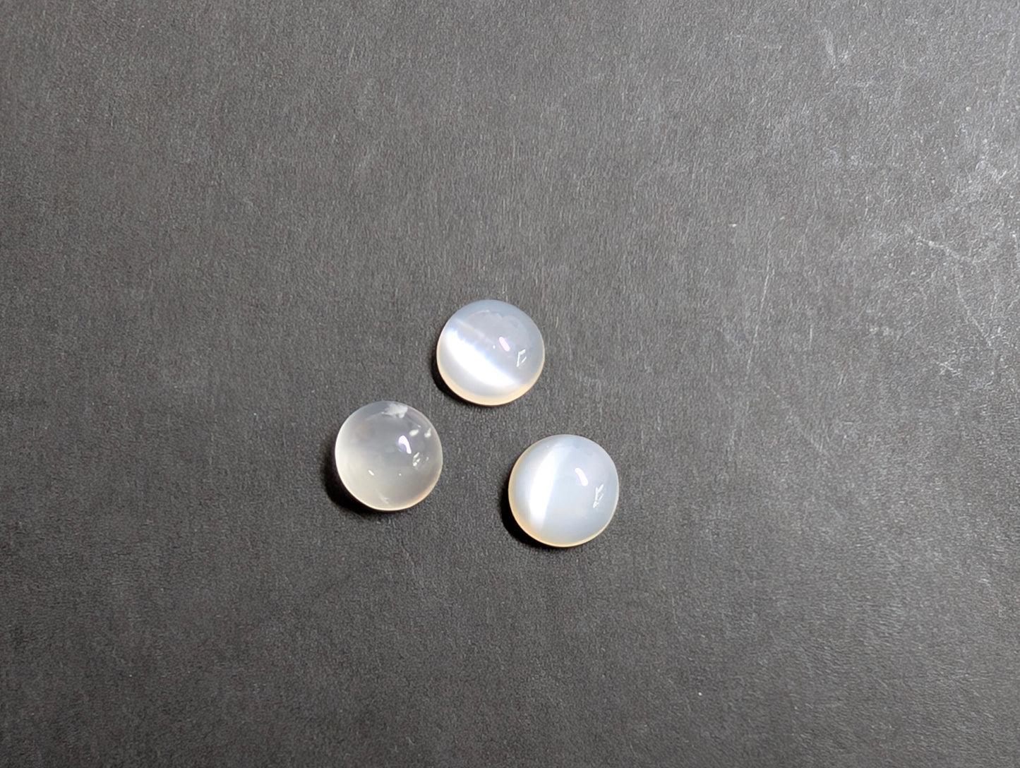 0440【ランダム発送】ムーンストーン【1石あたり約2.41ct】