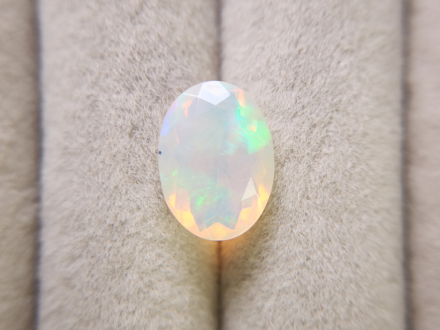 0916-4 オパール 2.50ct