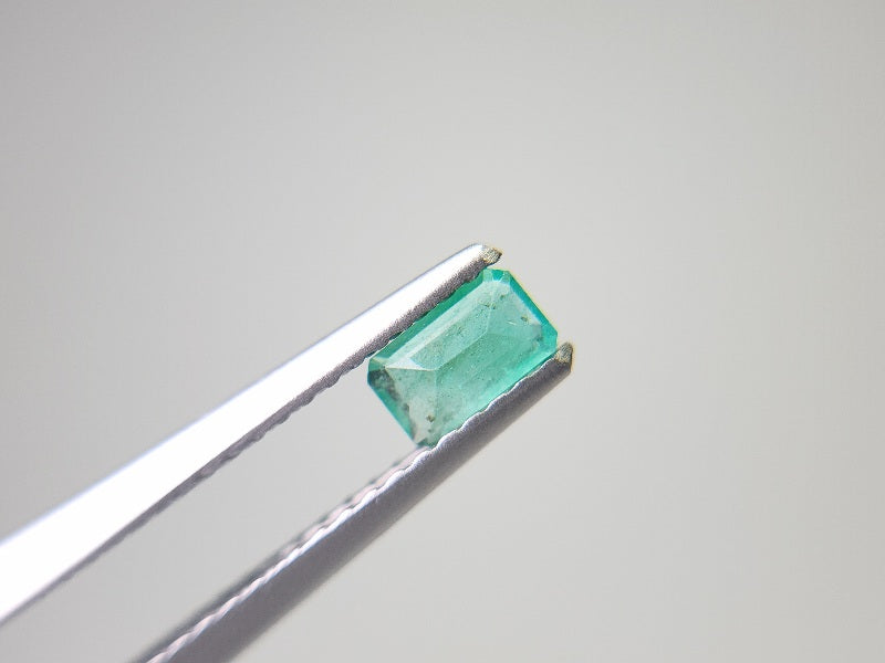 0936-4 エメラルド(ザンビア産) 0.23ct