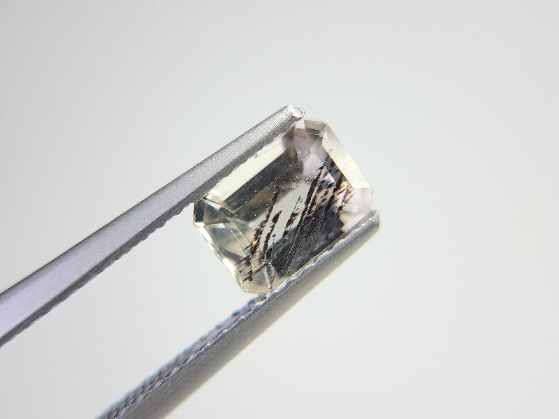 【期間限定】10/23まで ルチルインスキャポライト 1.05ct 8