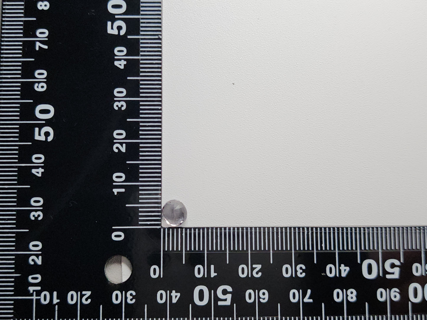 0827 スピネル 1.22ct