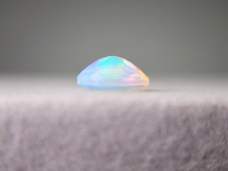 0909-1-5 オパール 0.74ct