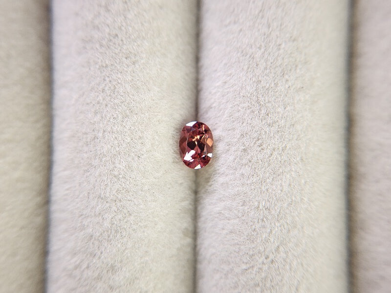 0935-2 ピンクジルコン 0.54ct
