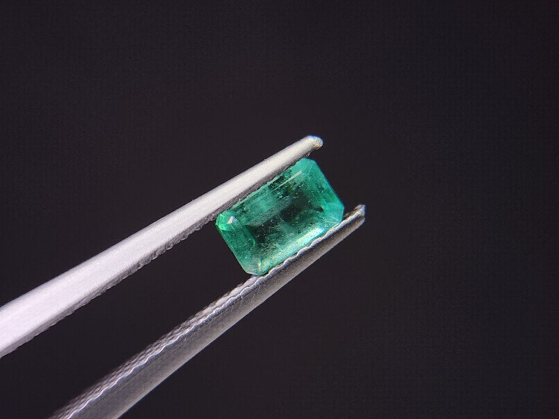 0936-13 エメラルド(ザンビア産) 0.54ct