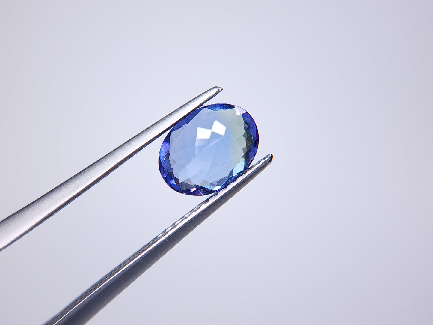 0876-10 バイカラータンザナイト 1.38ct