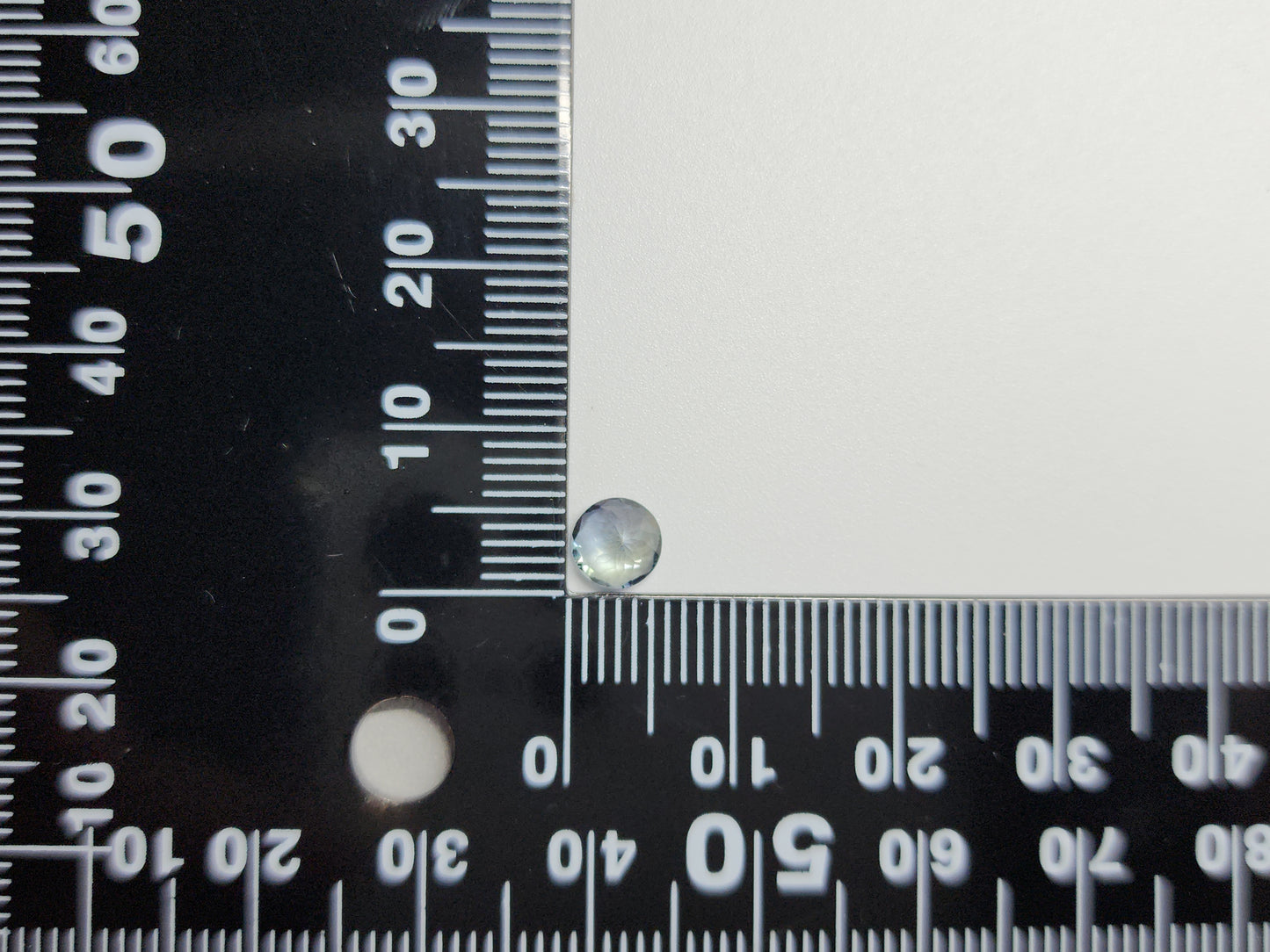 0658-4 ゾイサイト 0.69ct
