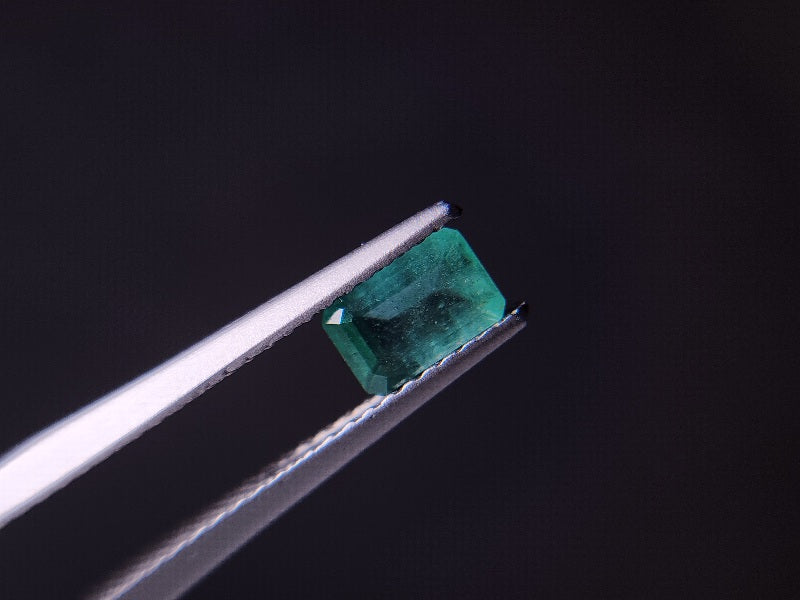 0936-11 エメラルド(ザンビア産) 0.60ct
