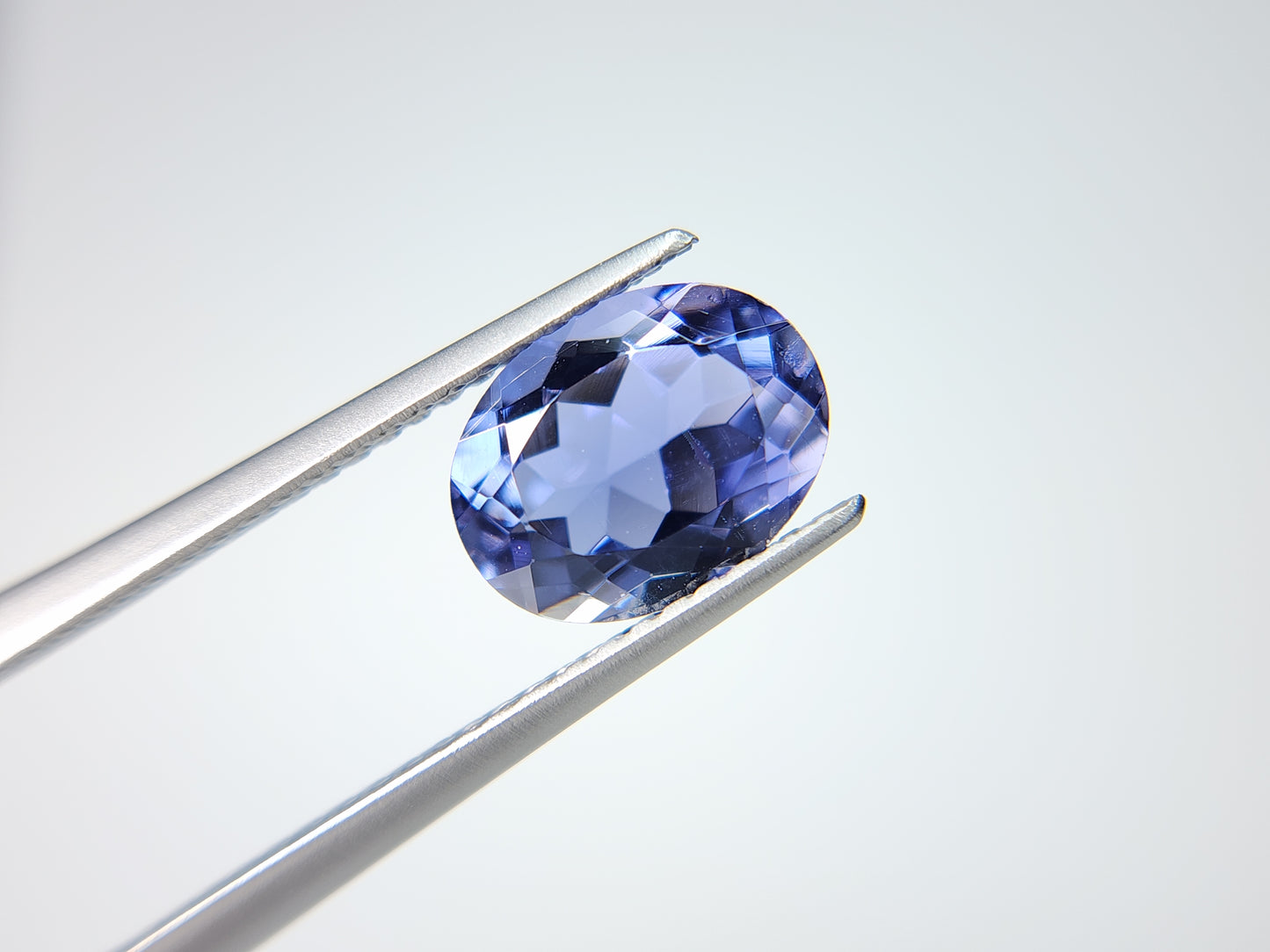 0024【ランダム発送】アイオライト【1石あたり約1.45ct】