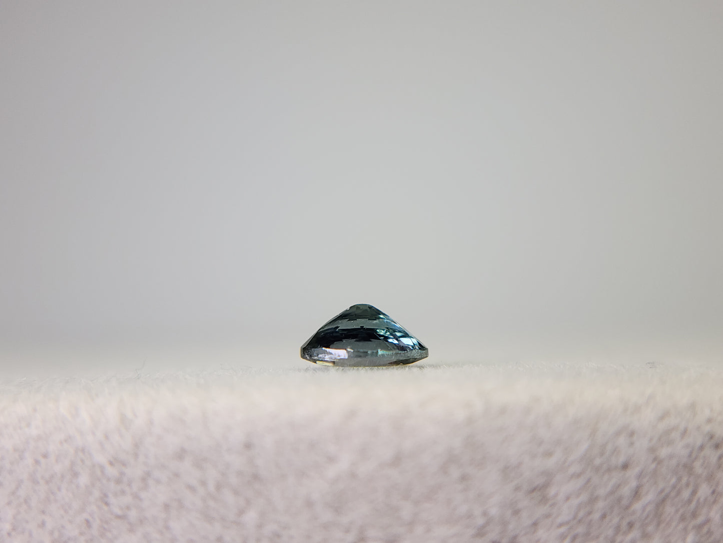 0654-12 ゾイサイト 0.34ct