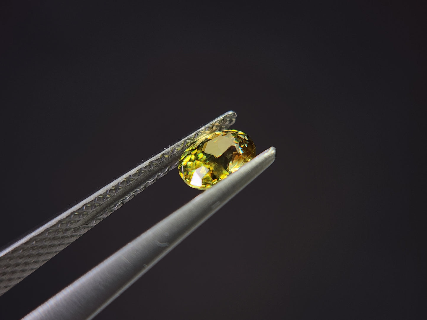 0932-1 スフェーン 0.46ct