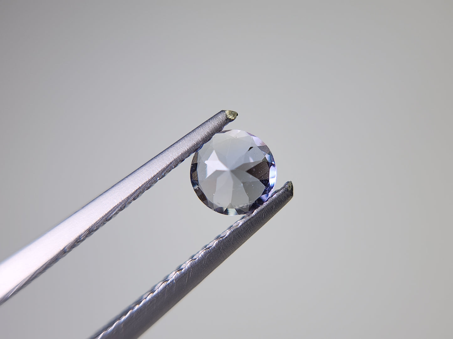 0657-24-4 ゾイサイト 0.32ct