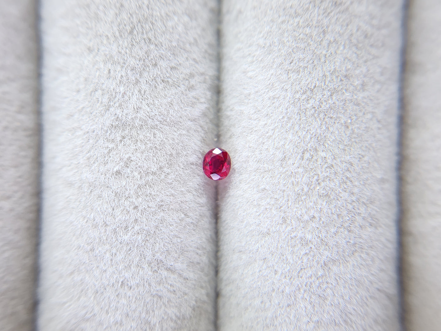 0013-3 ルビー 0.11ct