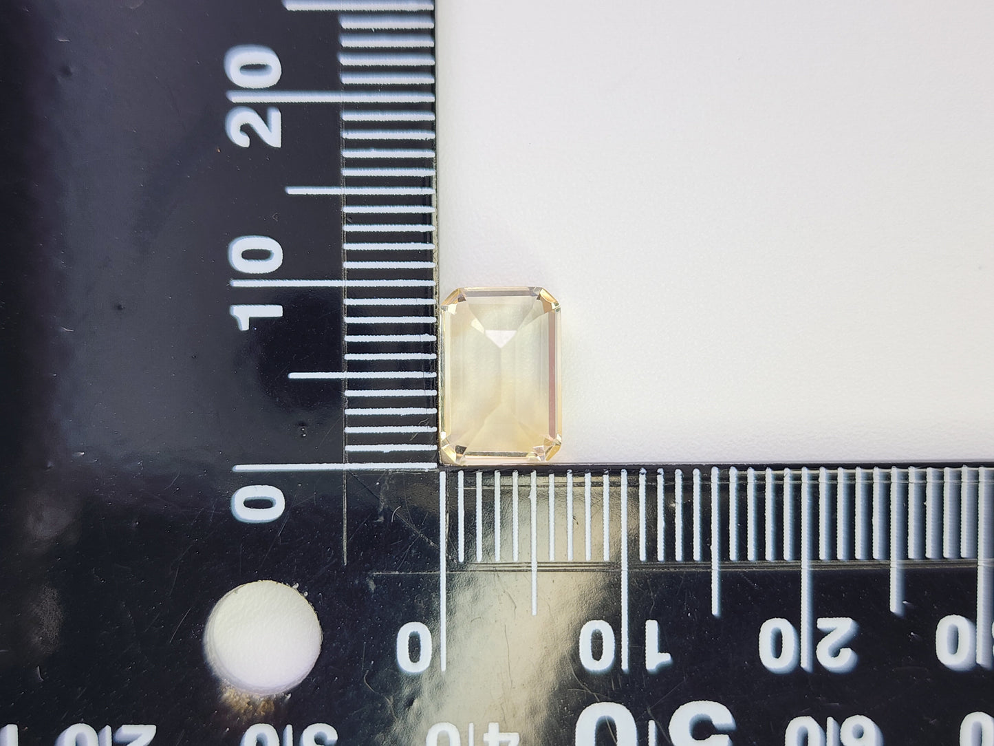 0365-5-3 バイカラーシトリン 2.17ct