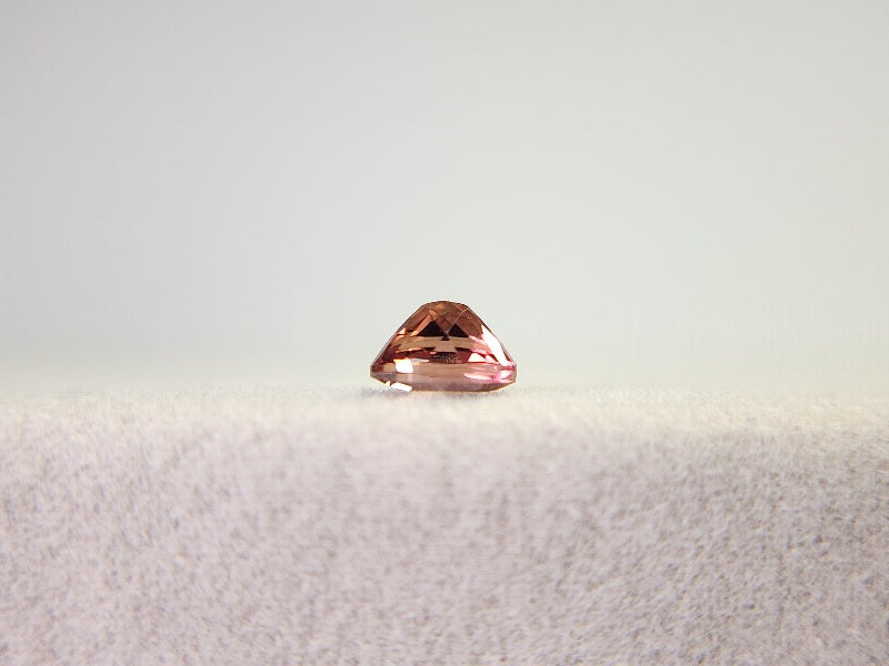 0935-2 ピンクジルコン 0.54ct