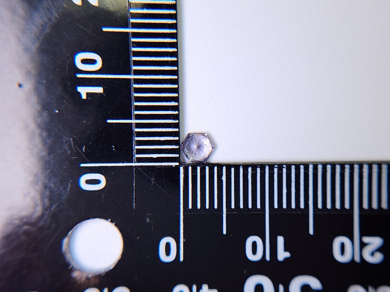 0002-7 スピネル 0.23ct