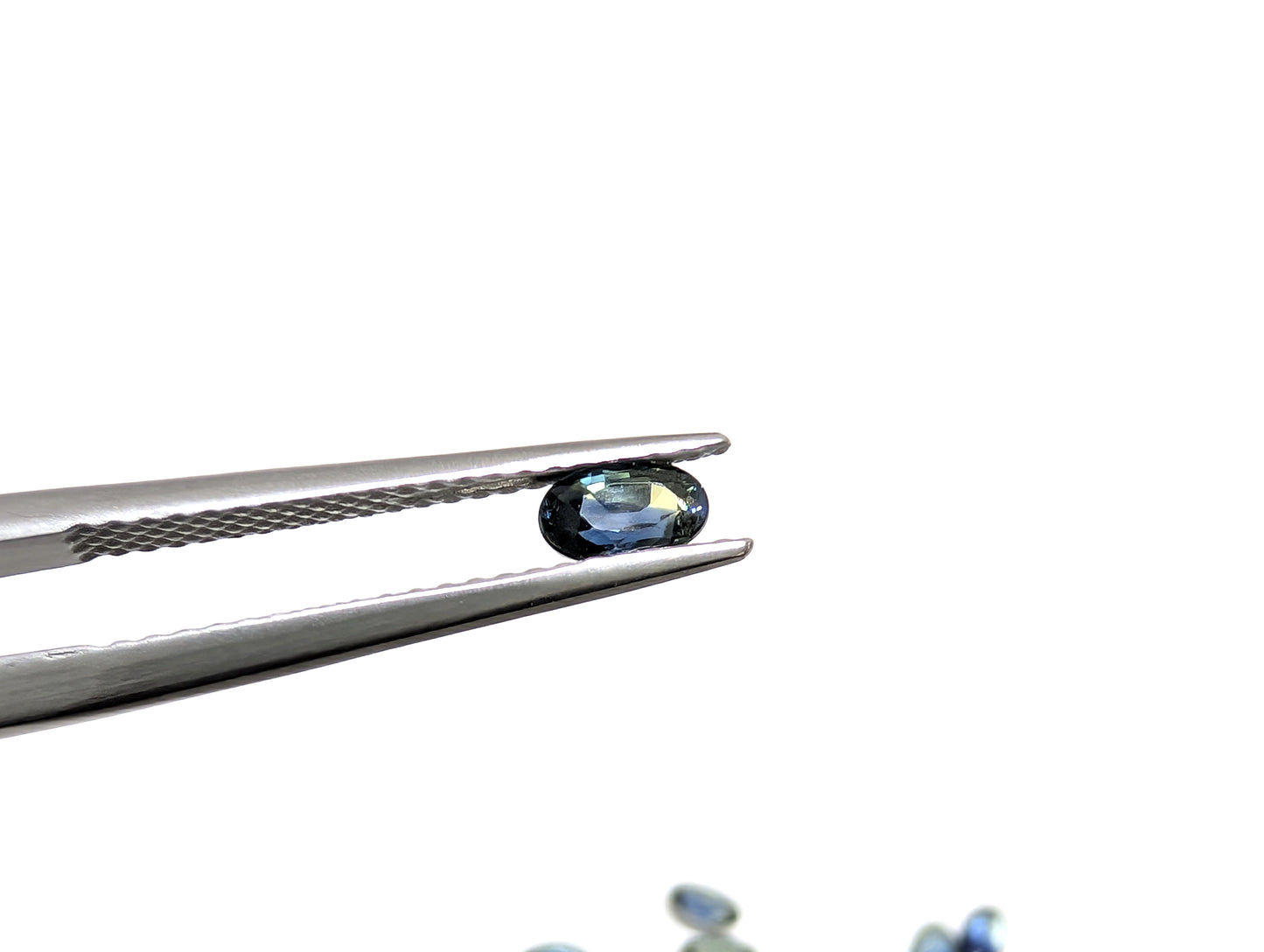 0154【ランダム発送】バイカラーサファイア【1石あたり約0.33ct】
