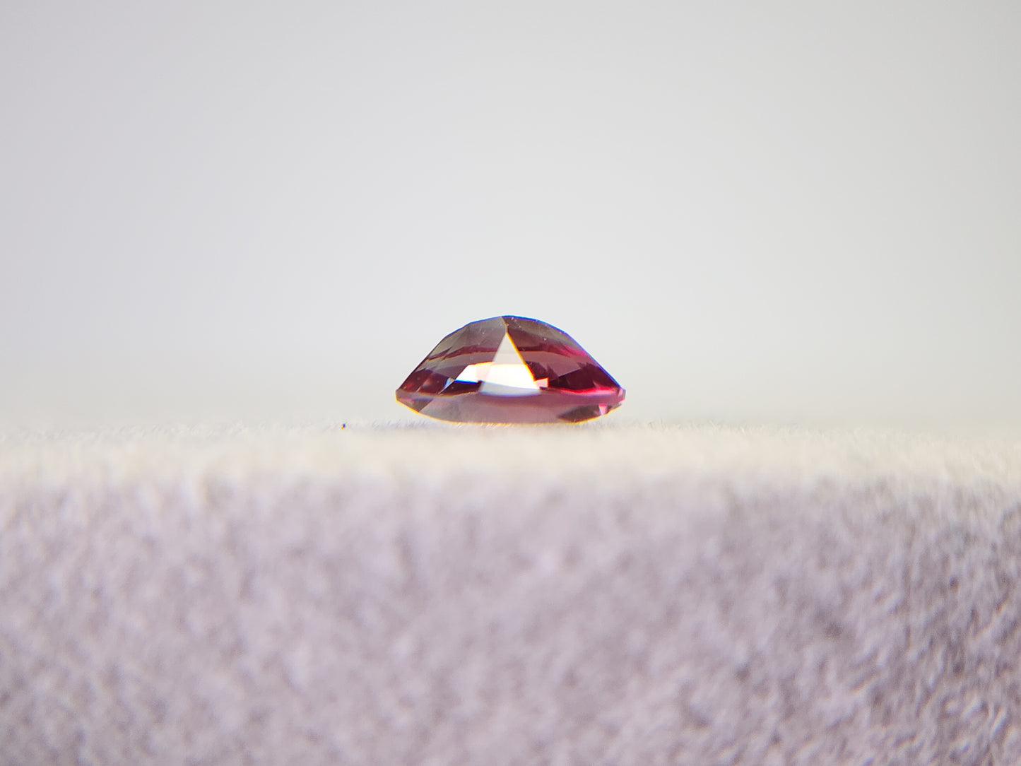 0152-2-3 バイカラーアンデシン 0.37ct