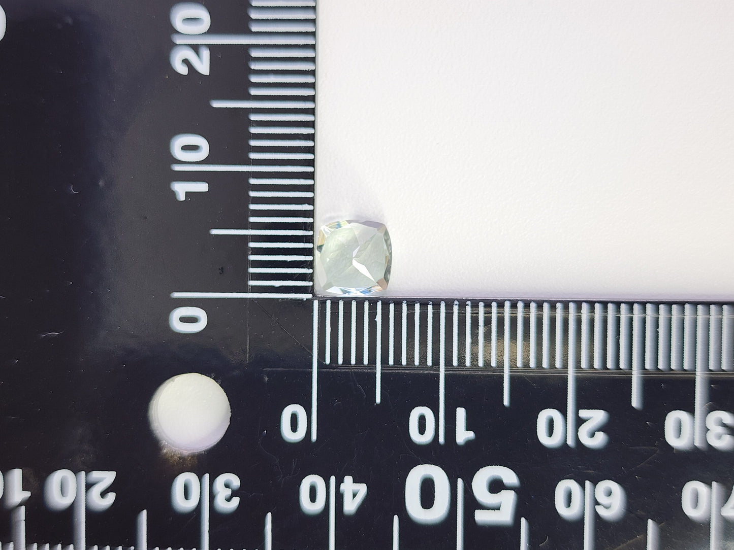 0878-4-2 グリーンベリル 0.87ct