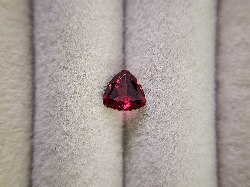 0910-1-13 ガーネット 1.45ct