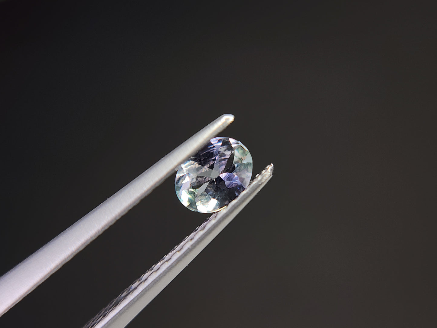0654-5-8 ゾイサイト 0.26ct