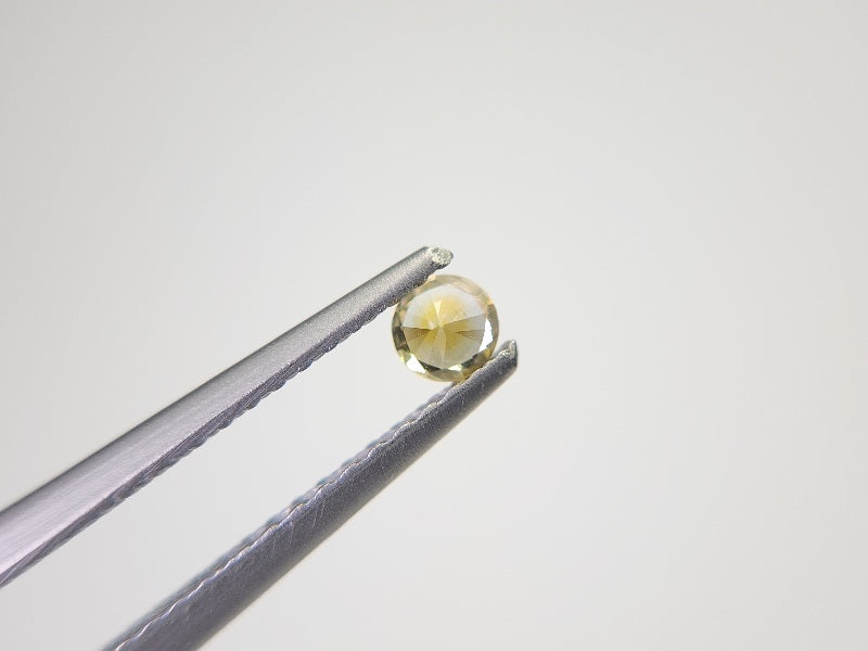 0090-2 モンタナサファイア 0.13ct