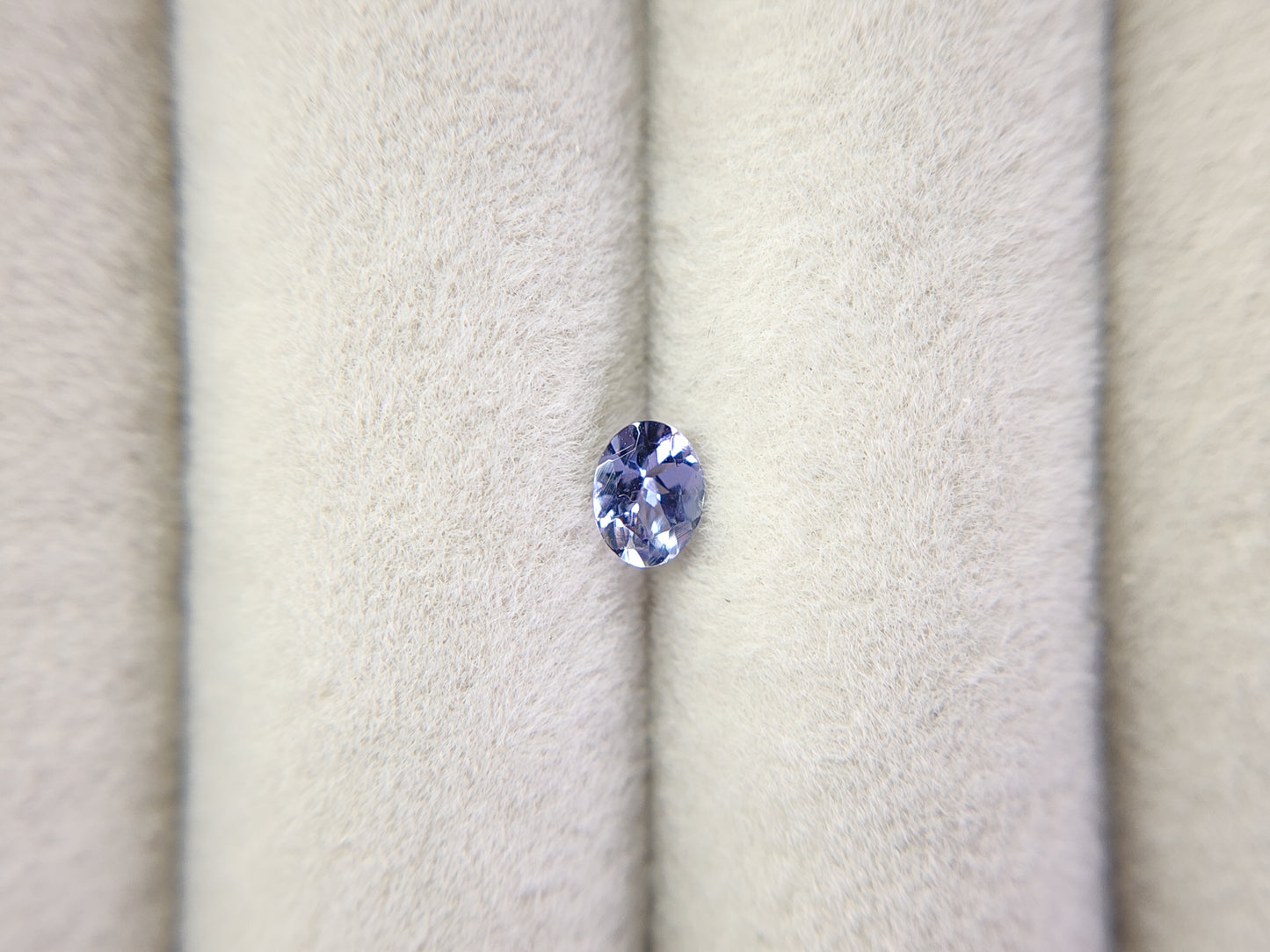 0654-7-6 ゾイサイト 0.26ct