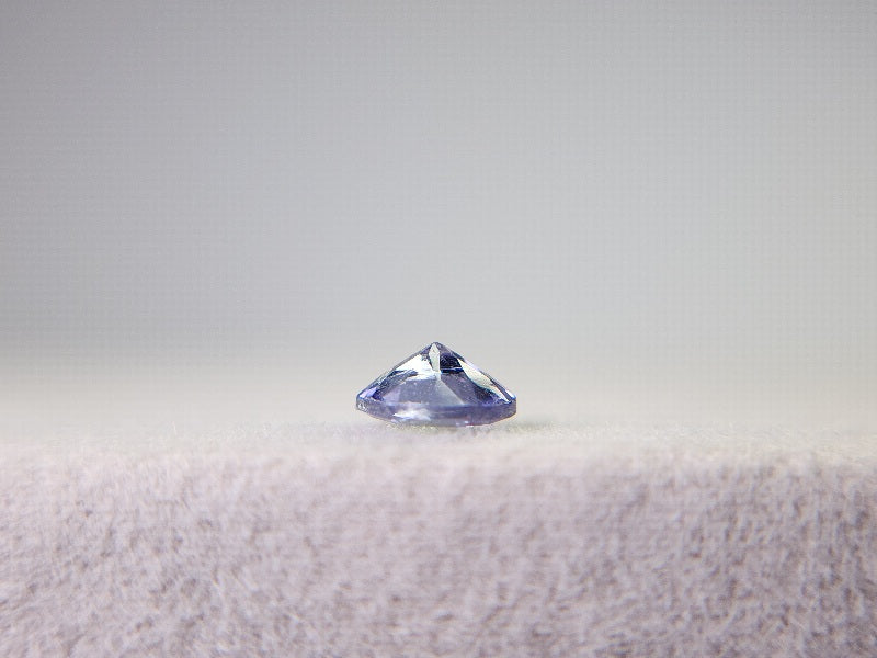 0657-24-11 ゾイサイト 0.32ct