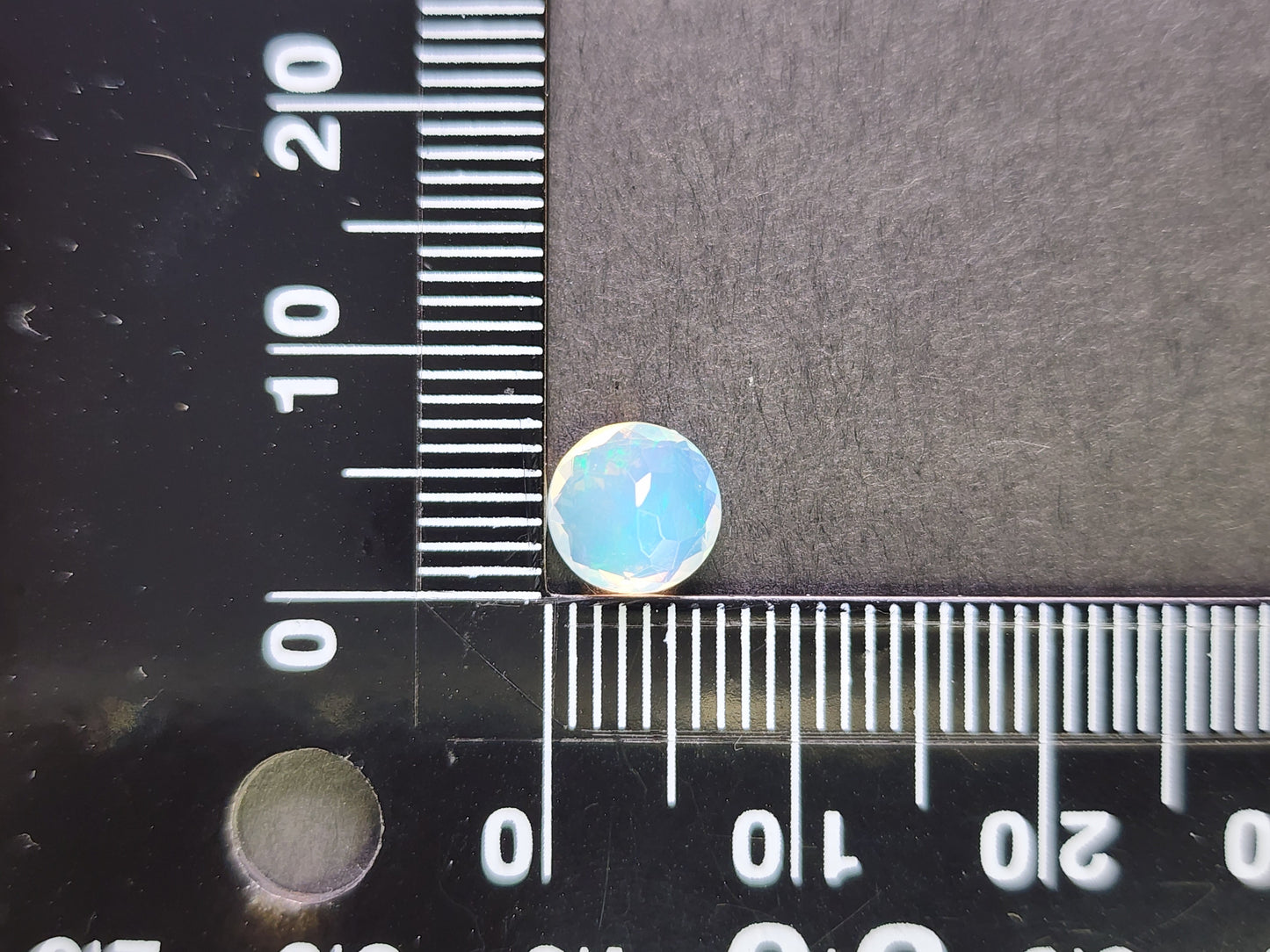 0916-14 オパール 0.86ct