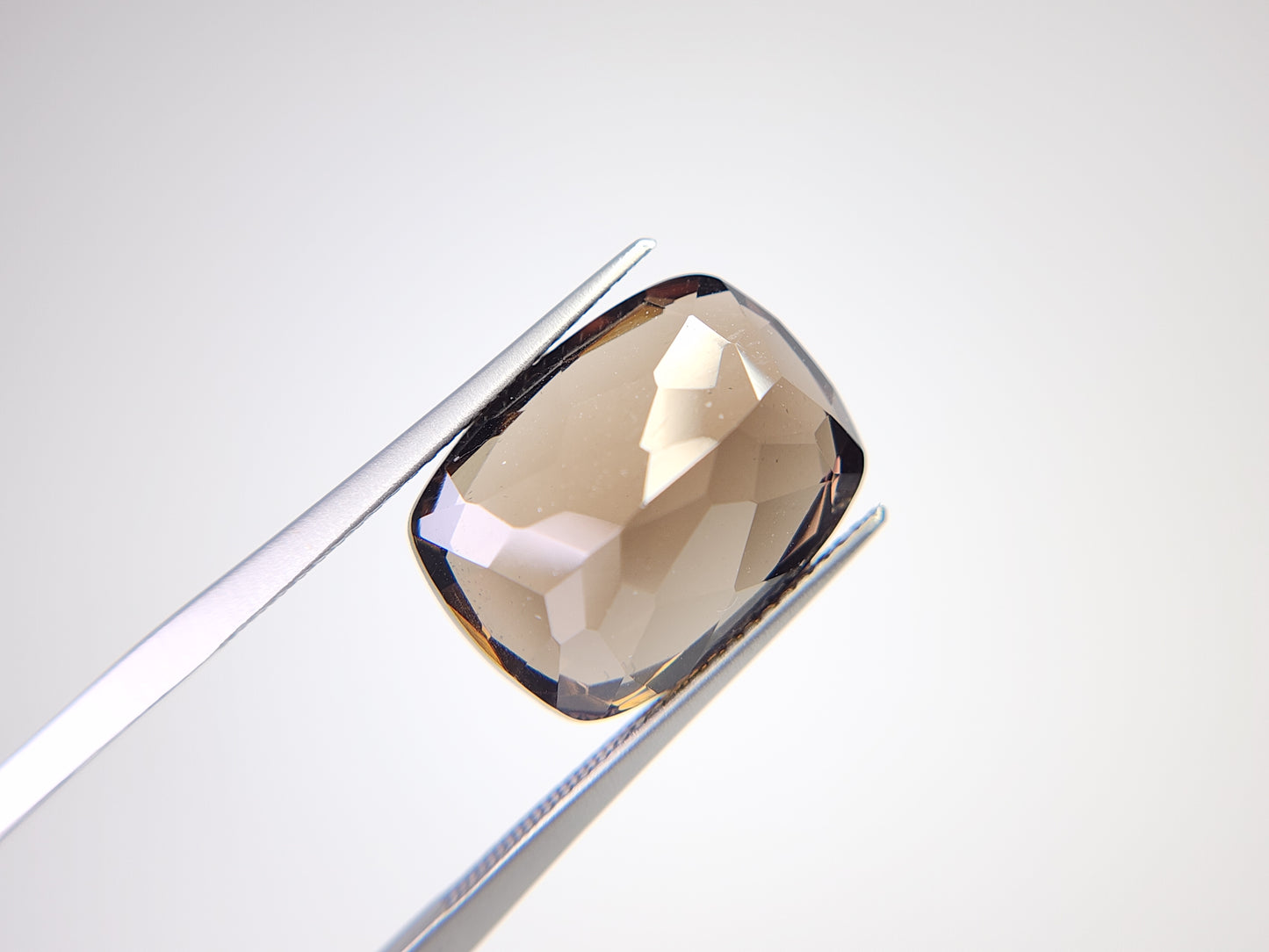 0902-2 スモーキークォーツ 11.31ct