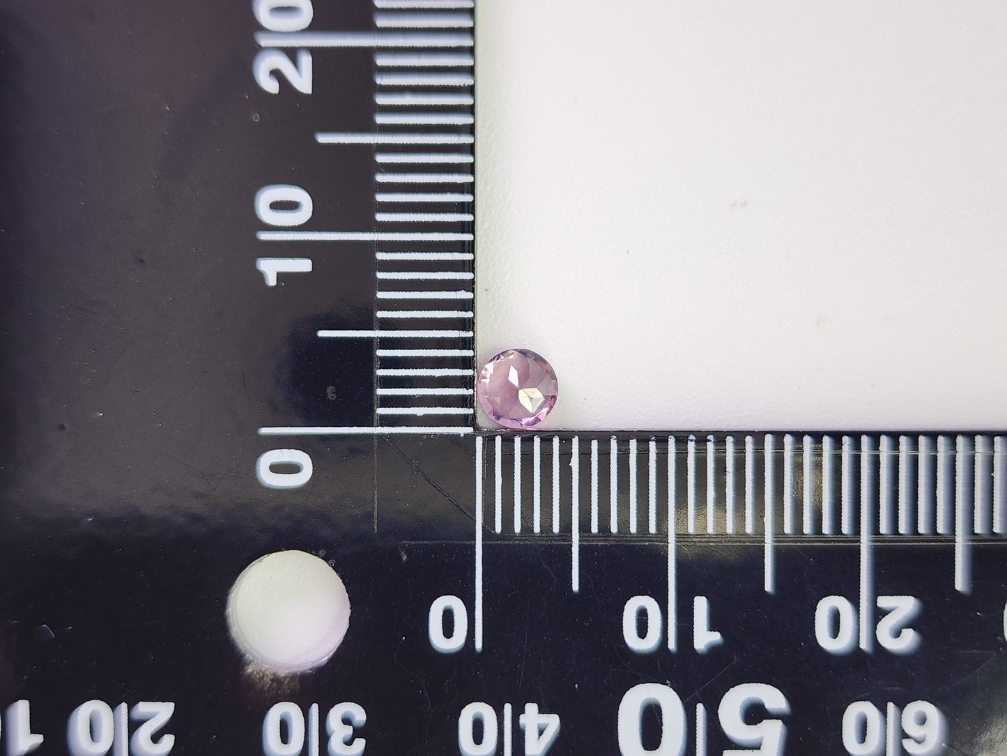 0823-6 スピネル 0.31ct