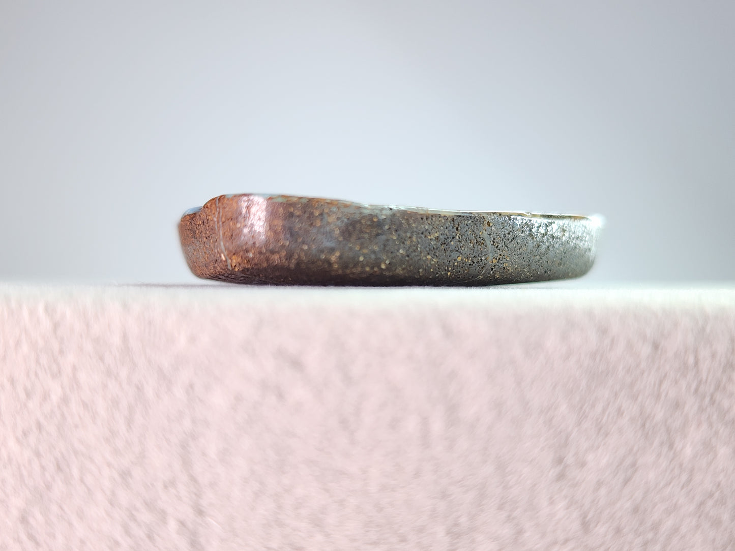 0903-2 ボルダーオパール(穴あき) 52.03ct