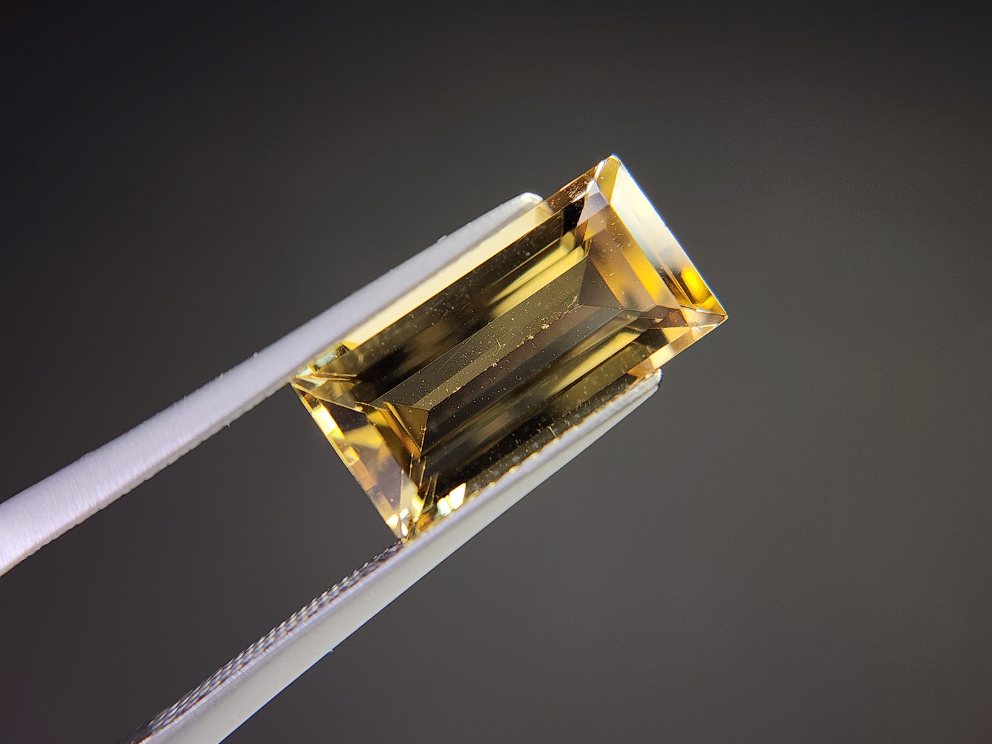 0365-2-1 バイカラーシトリン 4.08ct