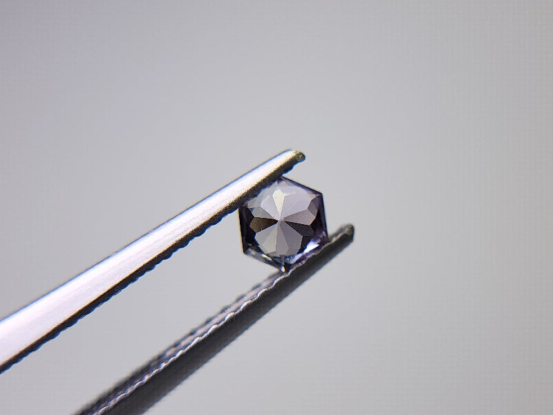 0002-5 スピネル 0.31ct