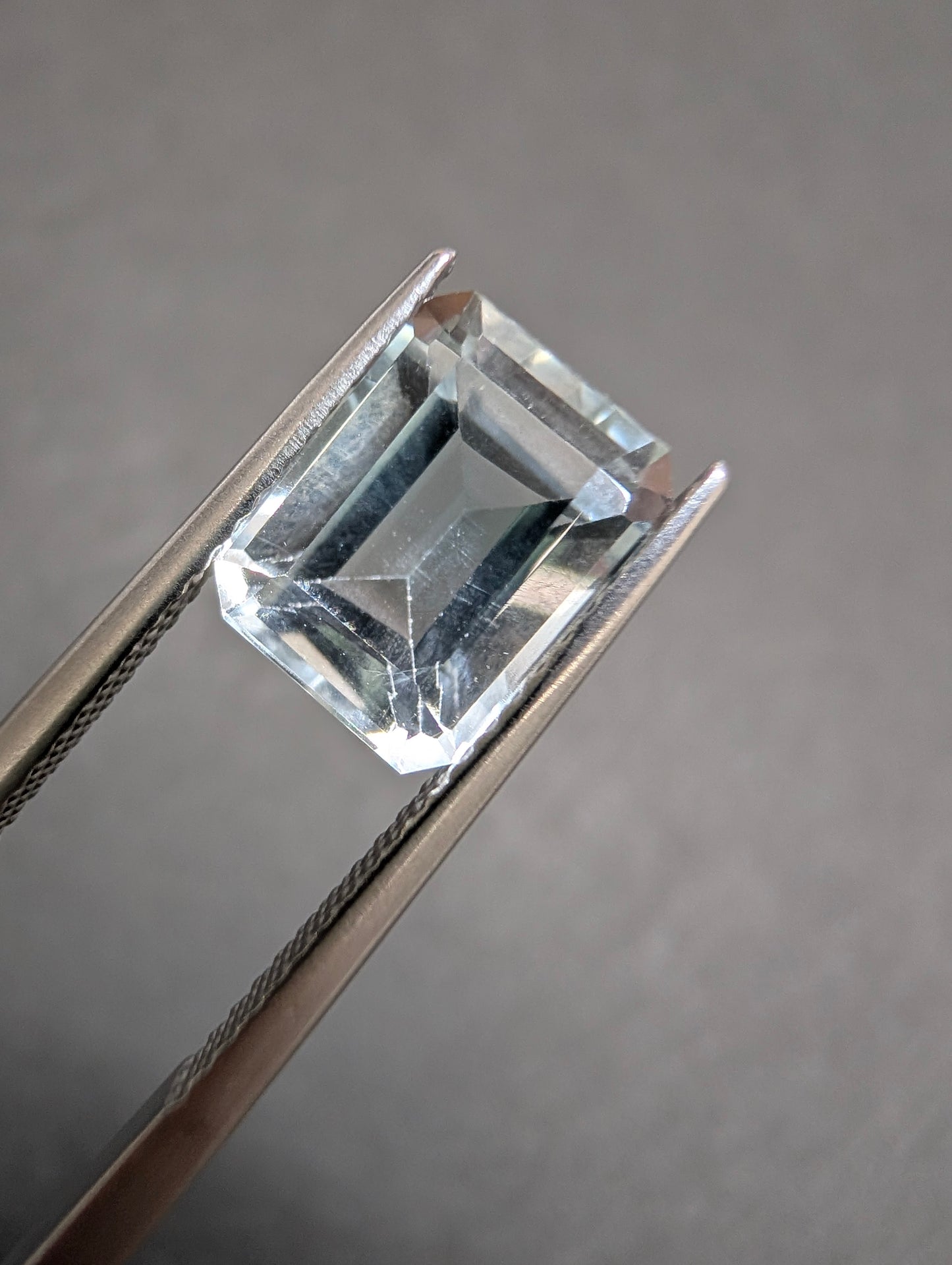 0048 バイカラートパーズ 3.83ct