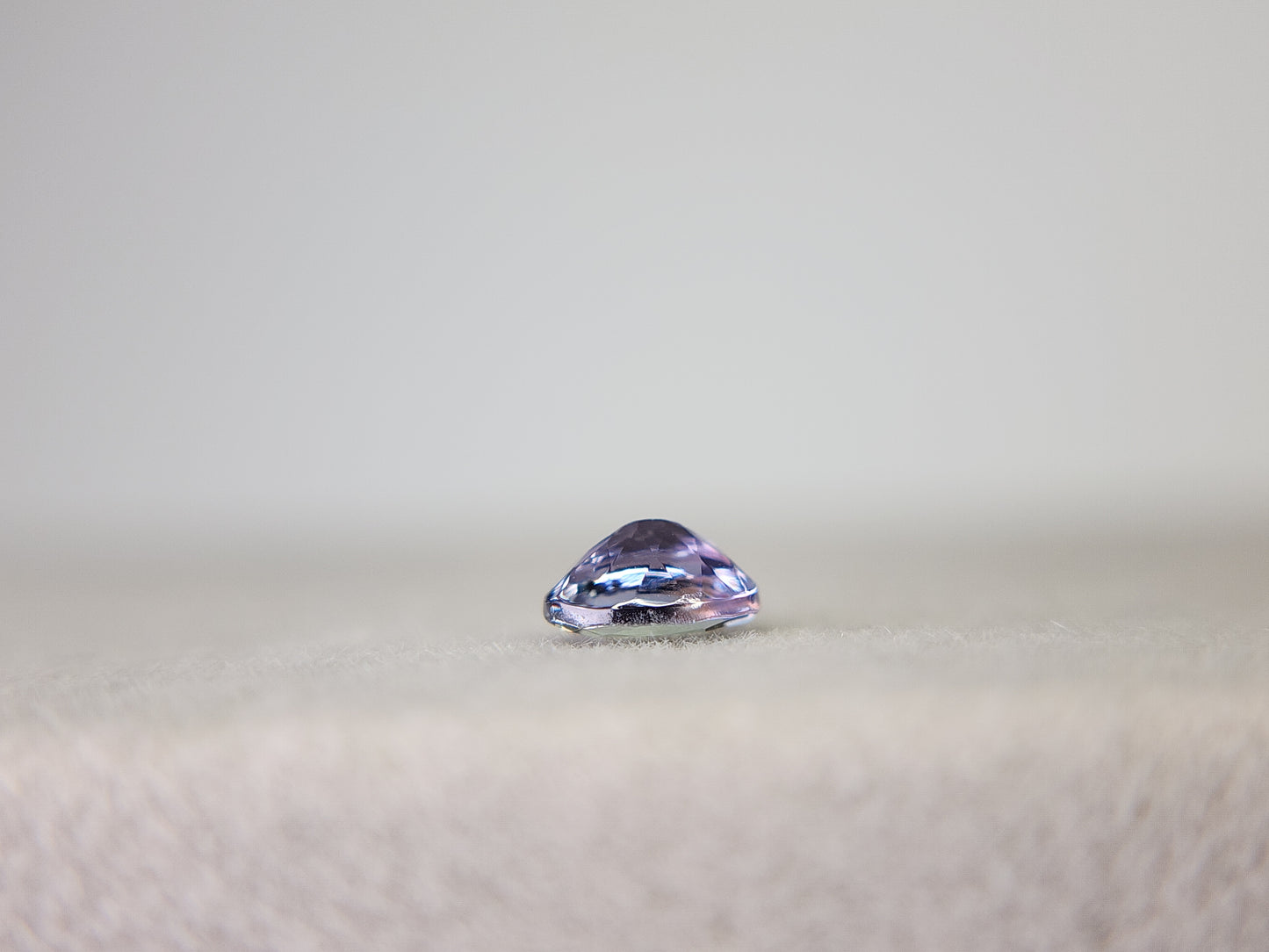 0654-5-4 ゾイサイト 0.38ct