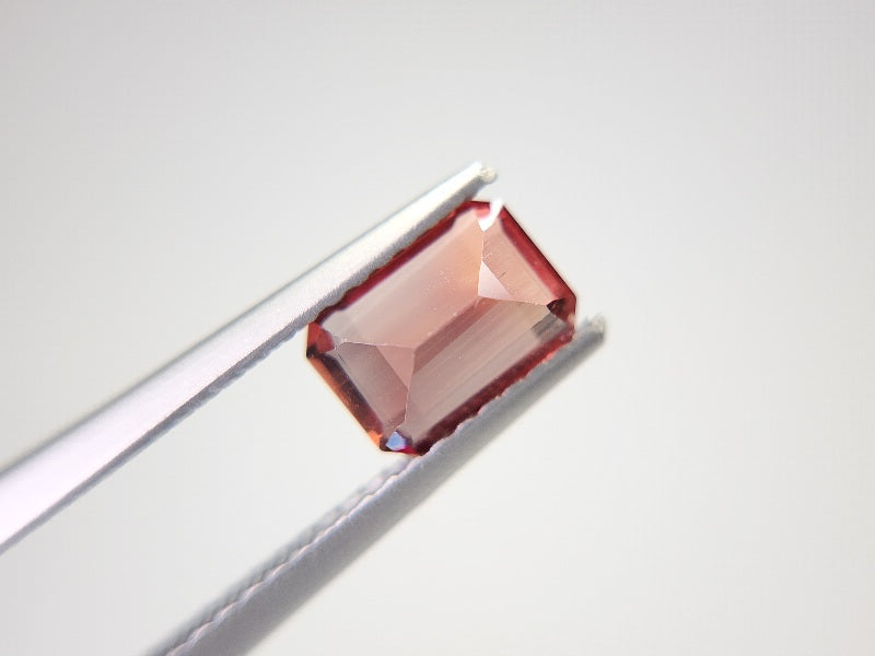 0151-2-5 バイカラーアンデシン 1.11ct