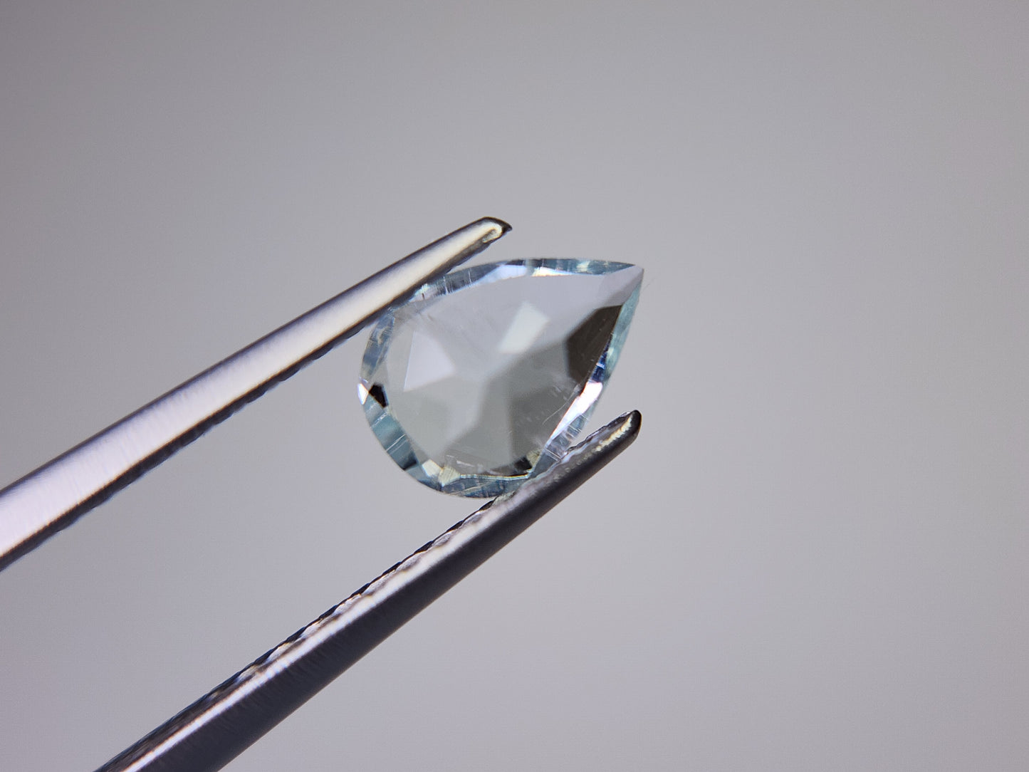 0008-2 アクアマリン ペアシェイプ 0.59ct