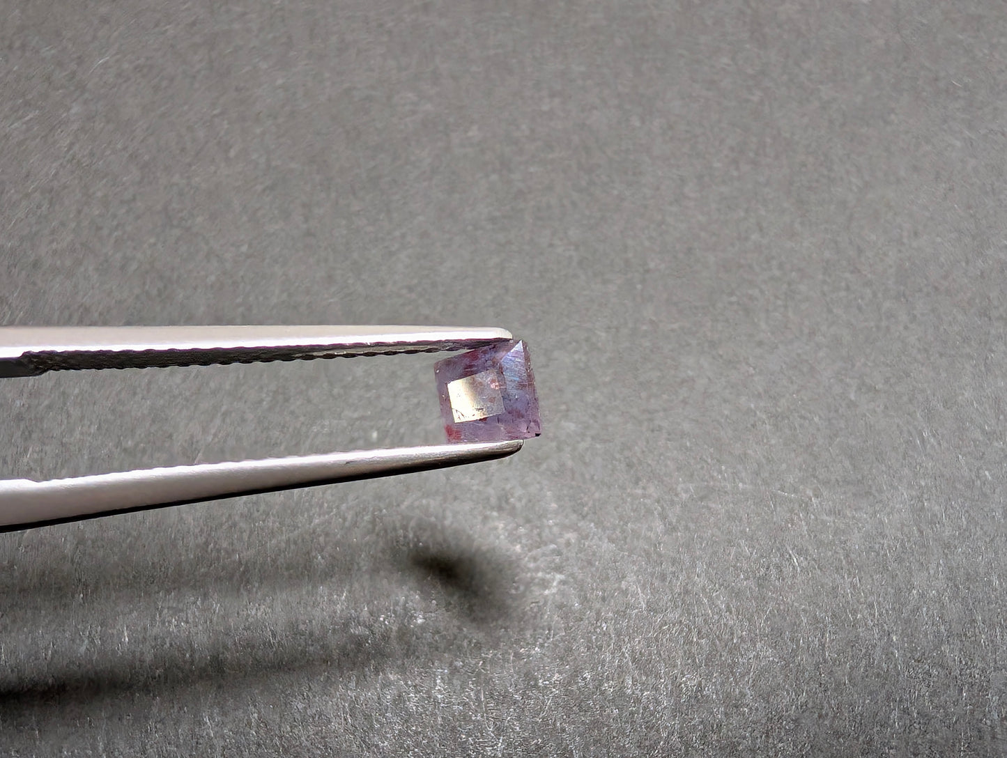 0324 アイオライトサンストーン 0.38ct