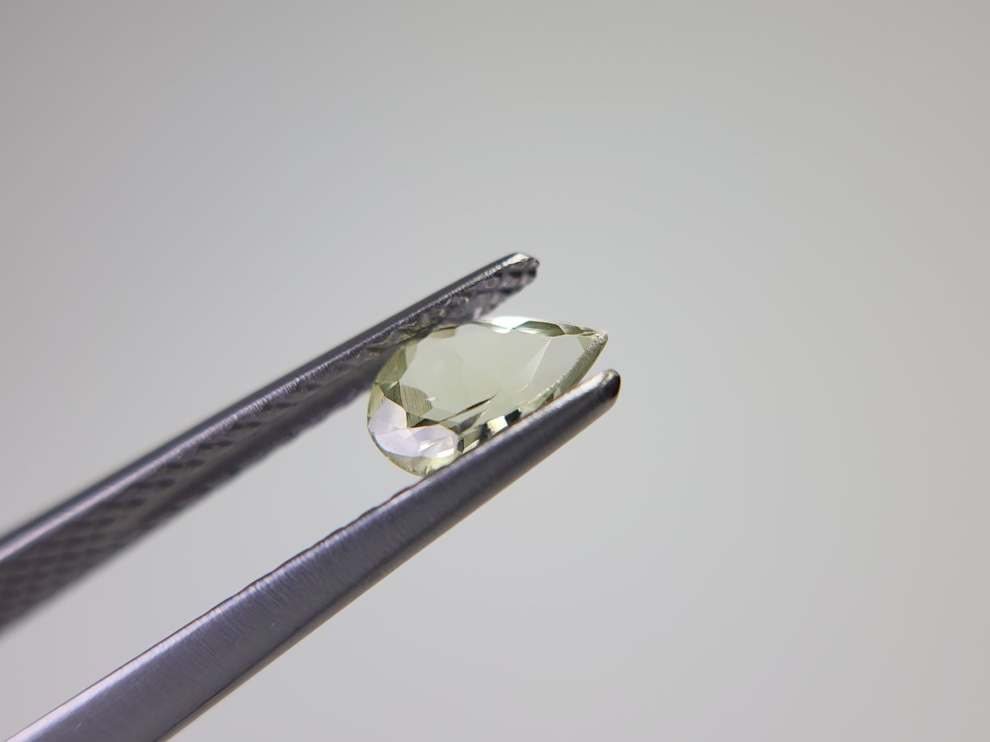 0644-3 ゾイサイト 0.40ct