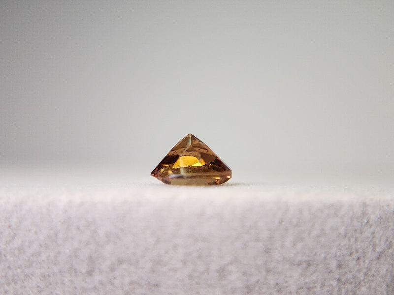 0020-12 シャンパントパーズ 1.41ct