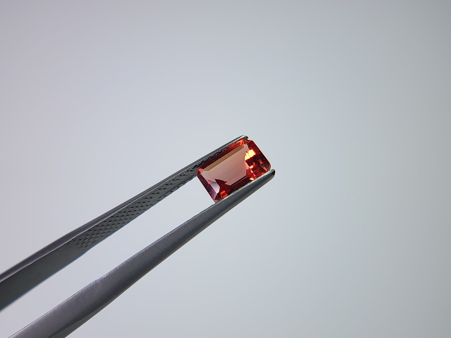 0151-1-1 バイカラーアンデシン 0.97ct
